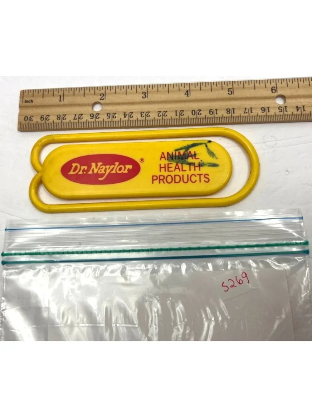 Dr. Naylor Yellow Plastic Large Paper Clip Animal Health Products 6.5 Inch S269